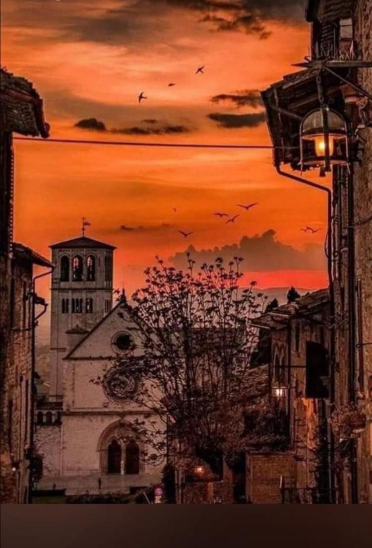 Le Dimore Arcangelo Maria Assisi Luaran gambar
