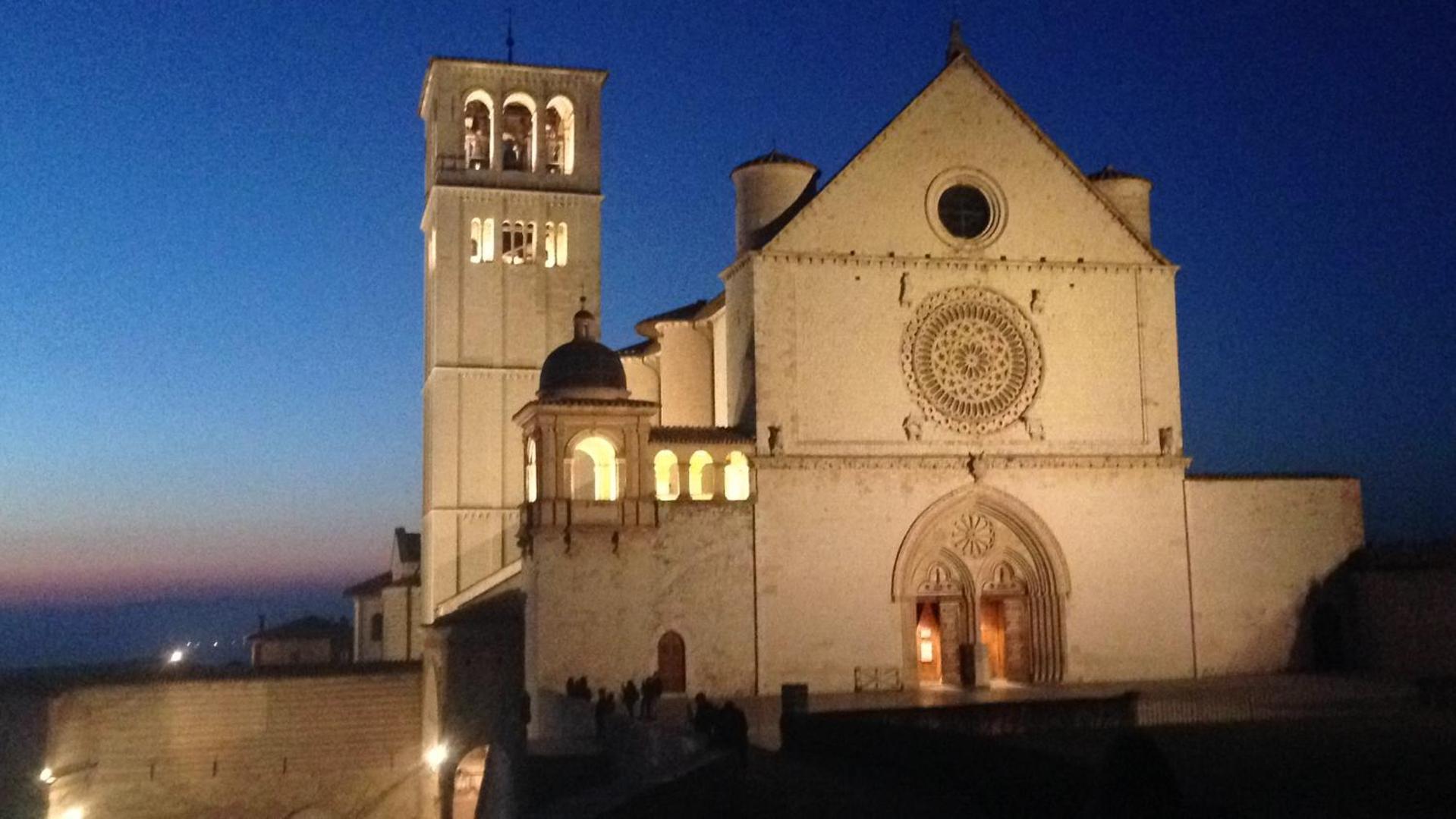 Le Dimore Arcangelo Maria Assisi Luaran gambar