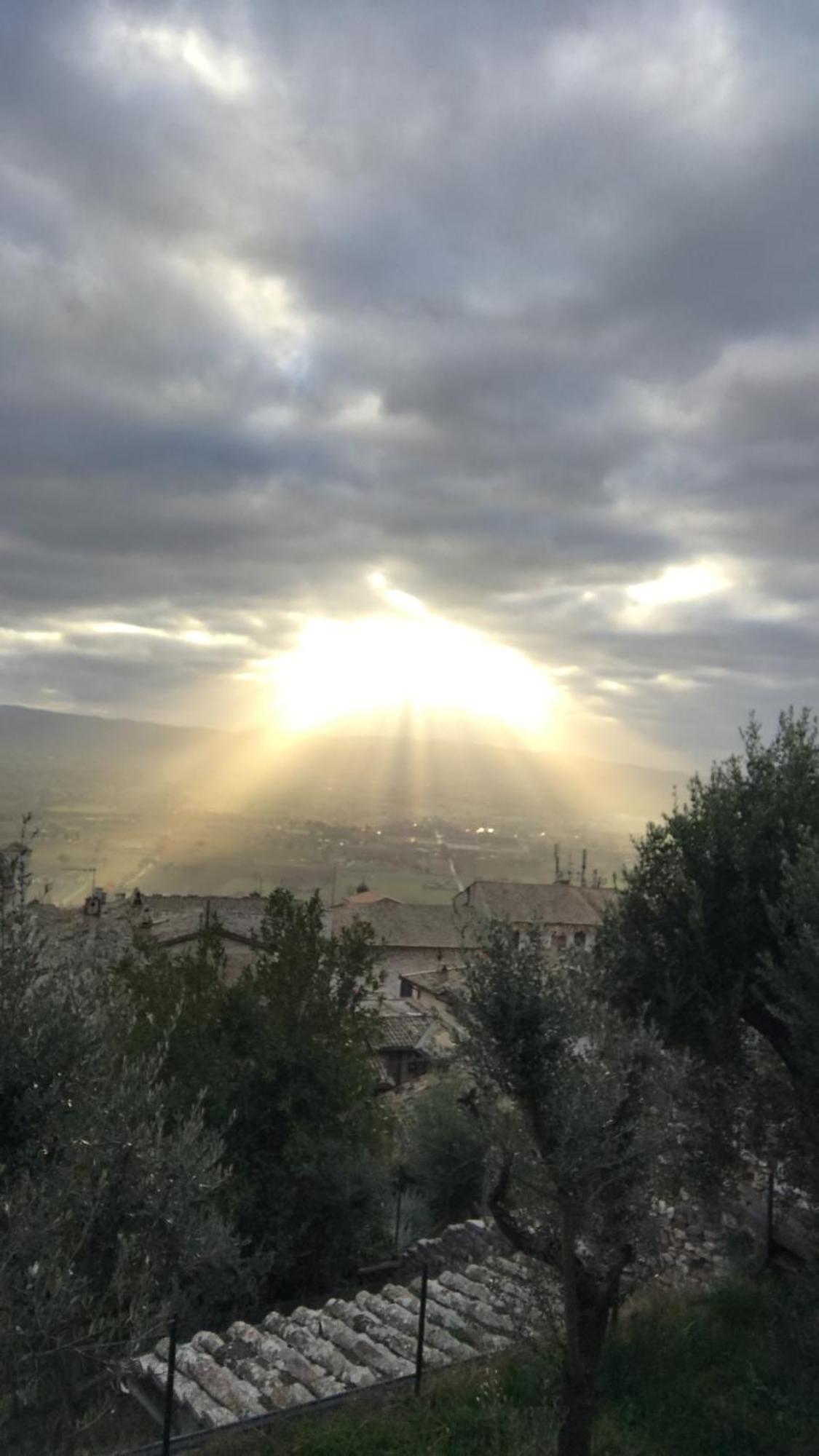 Le Dimore Arcangelo Maria Assisi Luaran gambar
